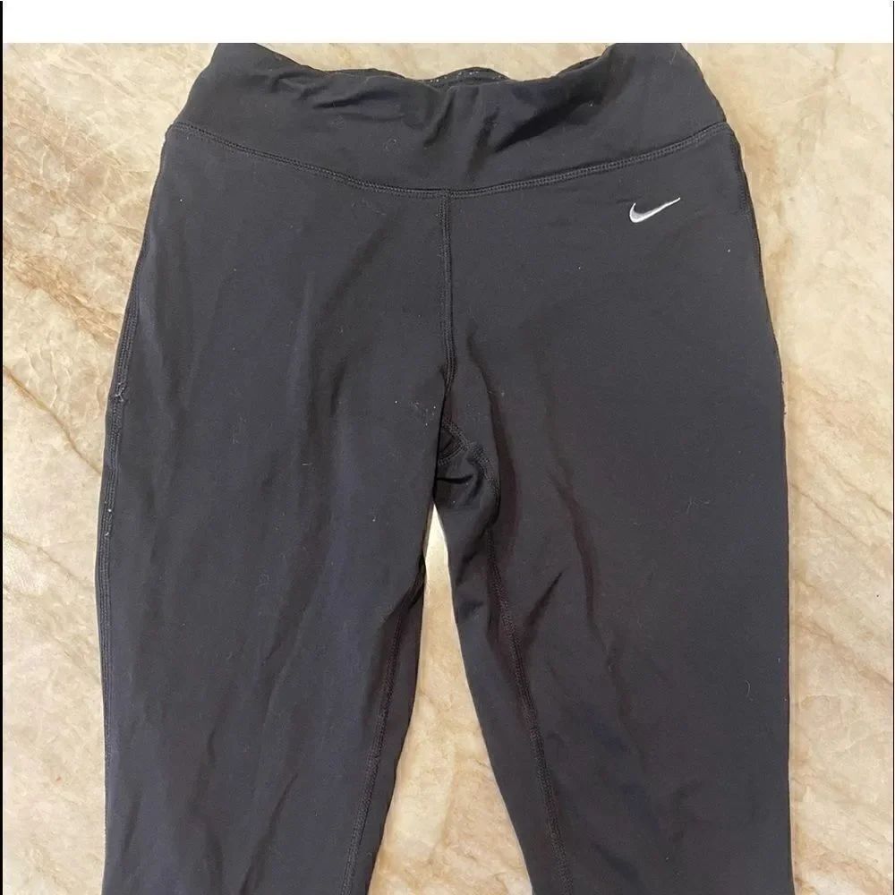Nike Dri-fit Cropped Leggings